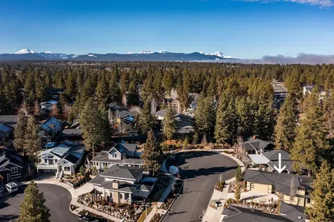 2328 NW Bens Court Bend OR 97703