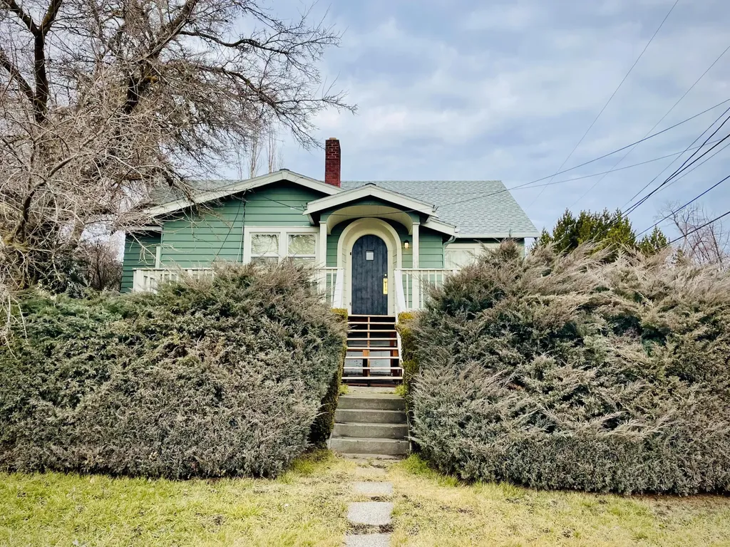 2205 Oregon Avenue Klamath Falls OR 97601