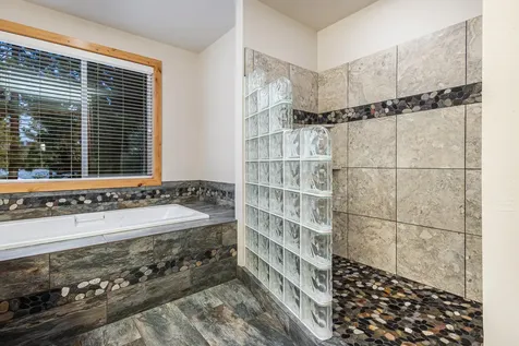 3143 NW Shevlin Meadow Drive Bend OR 97703