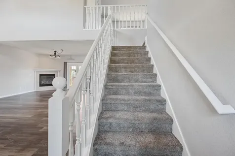 300 Woodville Way Rogue River OR 97537