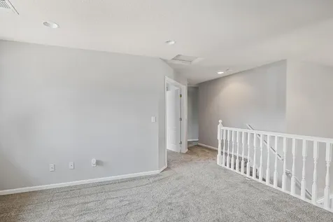 300 Woodville Way Rogue River OR 97537