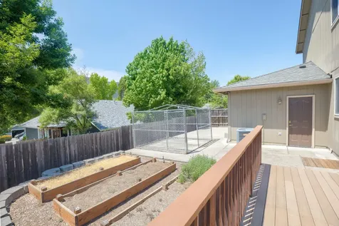 300 Woodville Way Rogue River OR 97537
