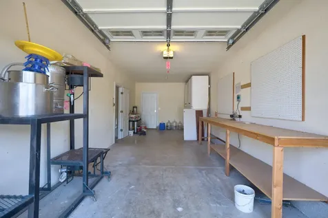 300 Woodville Way Rogue River OR 97537