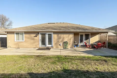 1346 Alex Way Medford OR 97501