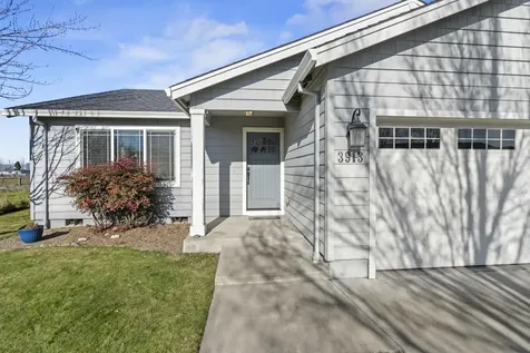 3913 Cole Drive White City OR 97503