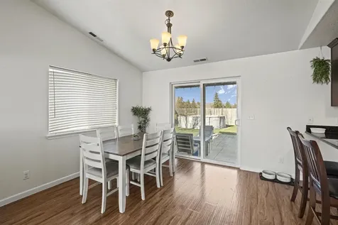 3913 Cole Drive White City OR 97503