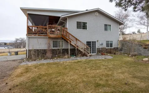 727 NE Loucks Road Madras OR 97741