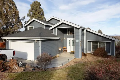 2498 SW Valleyview Drive Redmond OR 97756