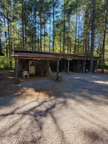27560 Redwood Highway Cave Junction OR 97523