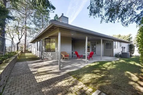 2434 Heritage Way Medford OR 97504