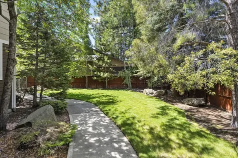 1974 NW Newport Hills Drive Bend OR 97703