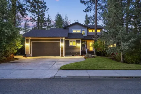 1974 NW Newport Hills Drive Bend OR 97703