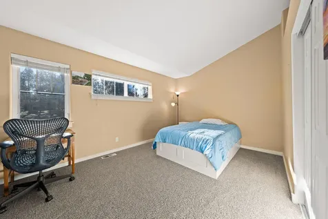 1974 NW Newport Hills Drive Bend OR 97703