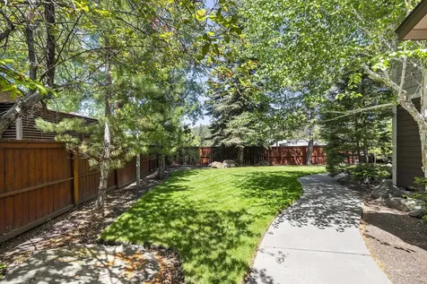 1974 NW Newport Hills Drive Bend OR 97703