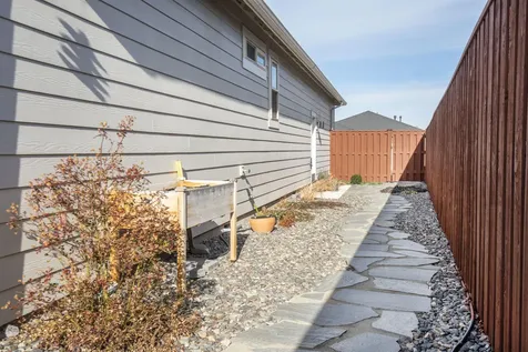 1090 NE Henry Drive Prineville OR 97754