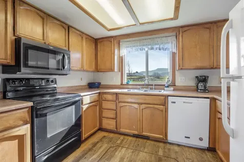 96 W Valley View Road Ashland OR 97520