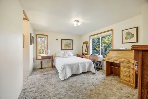 96 W Valley View Road Ashland OR 97520