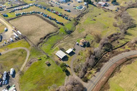 96 W Valley View Road Ashland OR 97520