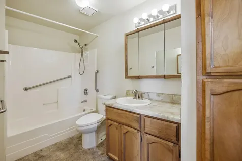 96 W Valley View Road Ashland OR 97520