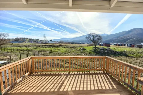 96 W Valley View Road Ashland OR 97520