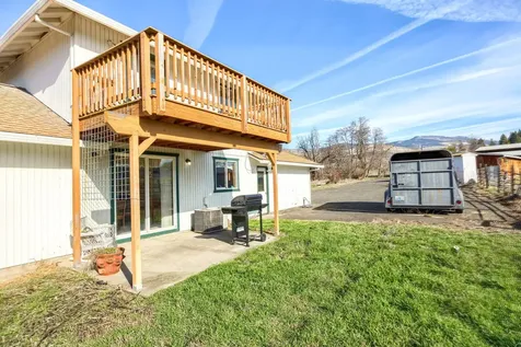 96 W Valley View Road Ashland OR 97520