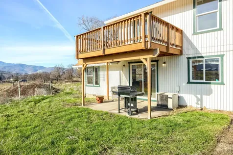 96 W Valley View Road Ashland OR 97520