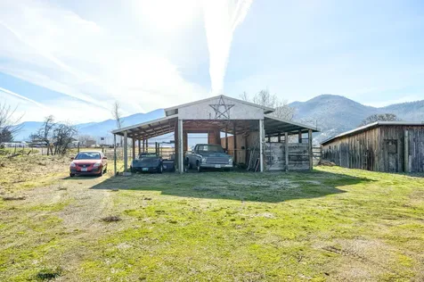 96 W Valley View Road Ashland OR 97520