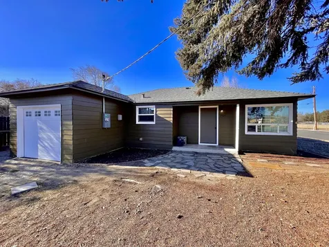 1405 SW 11th Street Redmond OR 97756