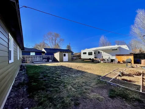 1405 SW 11th Street Redmond OR 97756