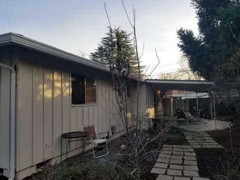 548 Eastwood Drive Medford OR 97504