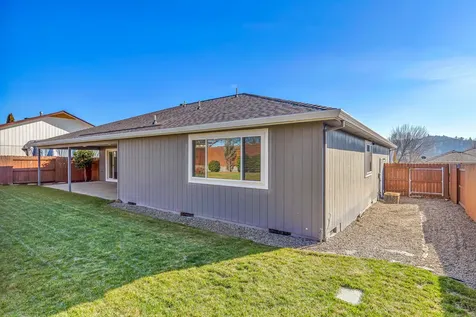 507 Westminster Drive Eagle Point OR 97524