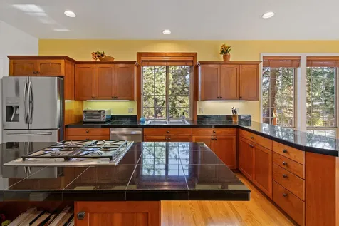 3010 NW Kenwood Court Bend OR 97703
