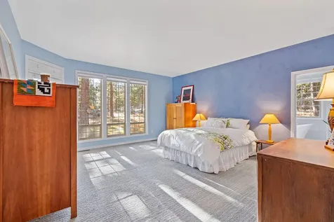 3010 NW Kenwood Court Bend OR 97703