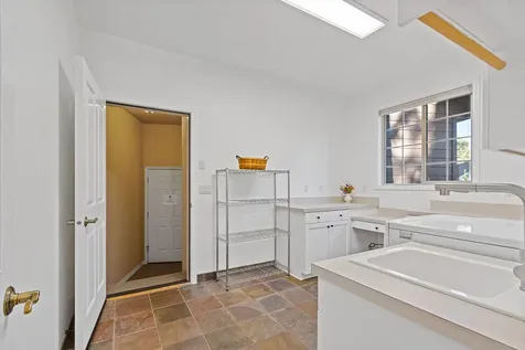 3010 NW Kenwood Court Bend OR 97703