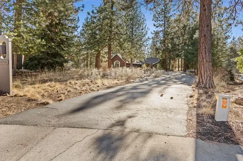 3010 NW Kenwood Court Bend OR 97703
