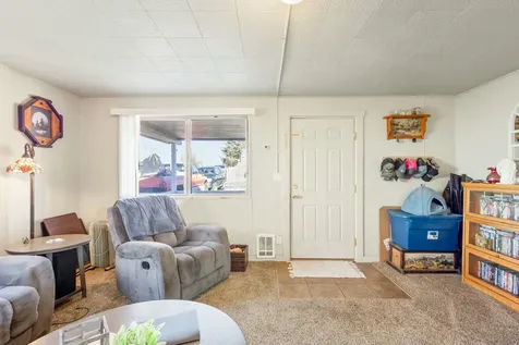 448 8th Street Metolius OR 97741