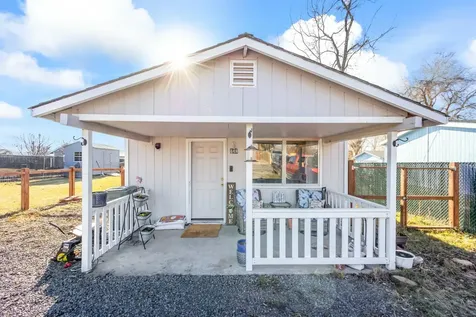 448 8th Street Metolius OR 97741