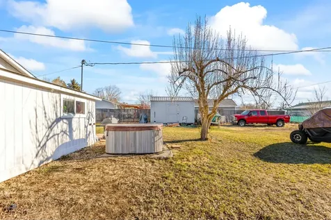 448 8th Street Metolius OR 97741