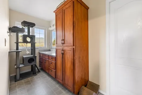296 Hillview Drive Grants Pass OR 97527