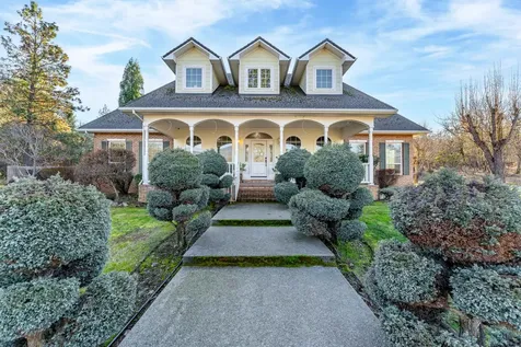 296 Hillview Drive Grants Pass OR 97527