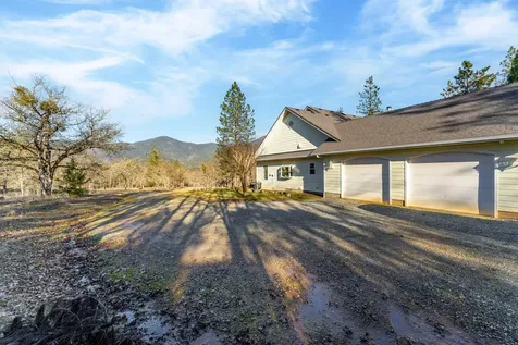 296 Hillview Drive Grants Pass OR 97527