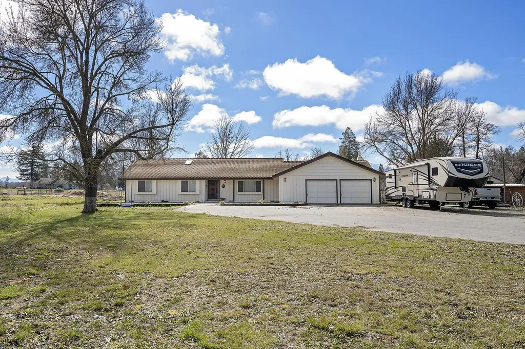3739 Leonard Road Grants Pass OR 97527