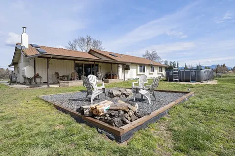 3739 Leonard Road Grants Pass OR 97527