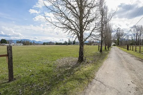 3739 Leonard Road Grants Pass OR 97527