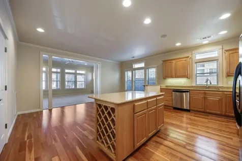 438 Briscoe Place Ashland OR 97520