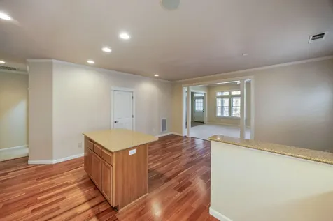 438 Briscoe Place Ashland OR 97520
