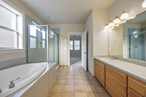 438 Briscoe Place Ashland OR 97520
