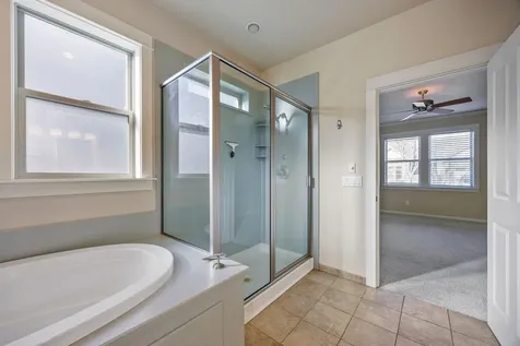 438 Briscoe Place Ashland OR 97520