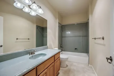 438 Briscoe Place Ashland OR 97520