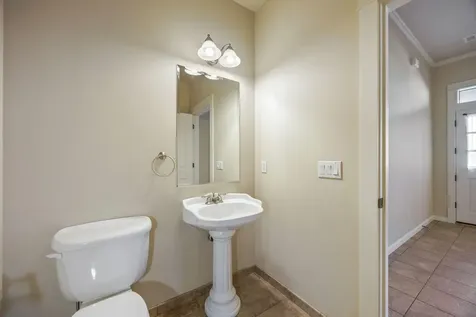 438 Briscoe Place Ashland OR 97520